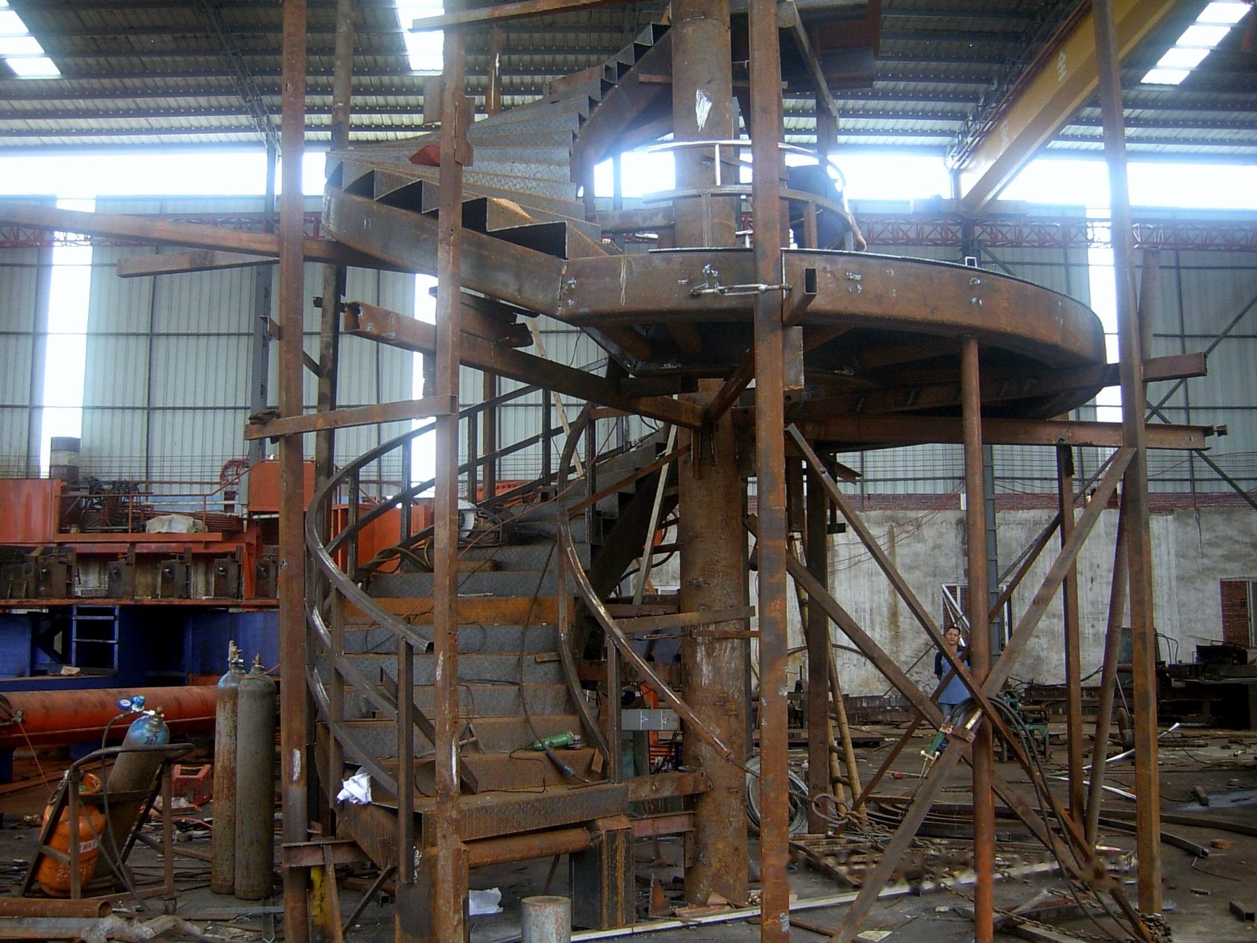 Multi-level helical staircase — Hangzhou