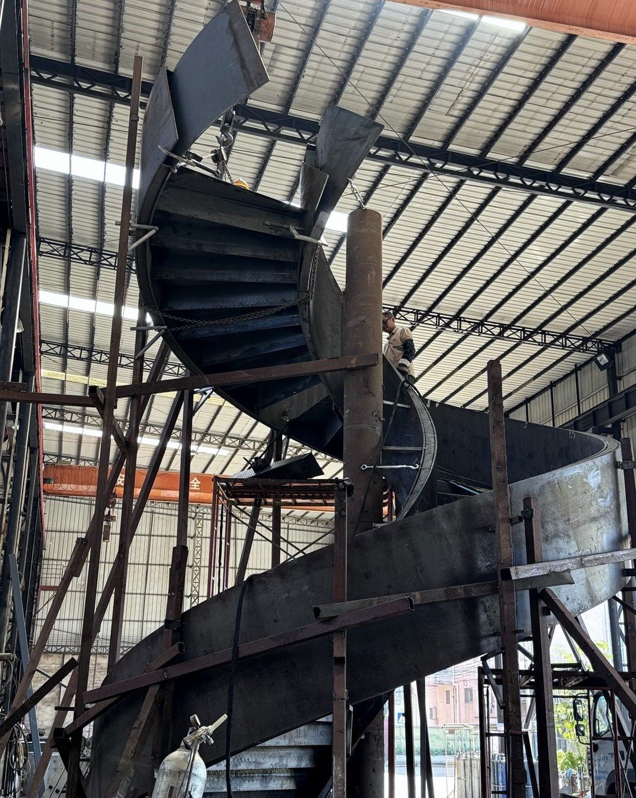 Helical staircase for Poly Haiyun show suite, trial-assembled in our Dongguan factory